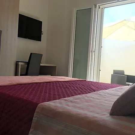 Dear Mary, Romantico Vicino Lecce Nel Cuore Del Salento Frühstückspension 4*